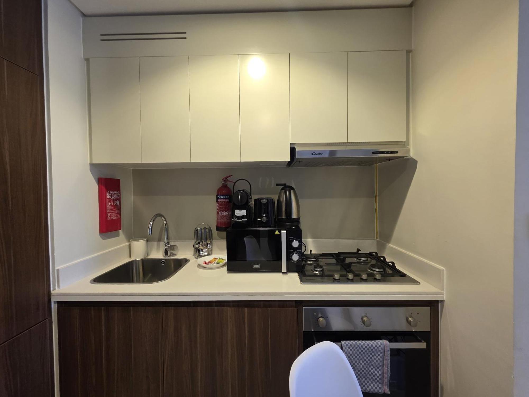 Apartment Prime Location Business Baystylish,cozy 1-bd